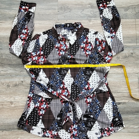 Tomy Hilfiger Blouse - Picture 9 of 11